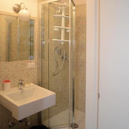 Thule Nocleg ze śniadaniem Caltanissetta